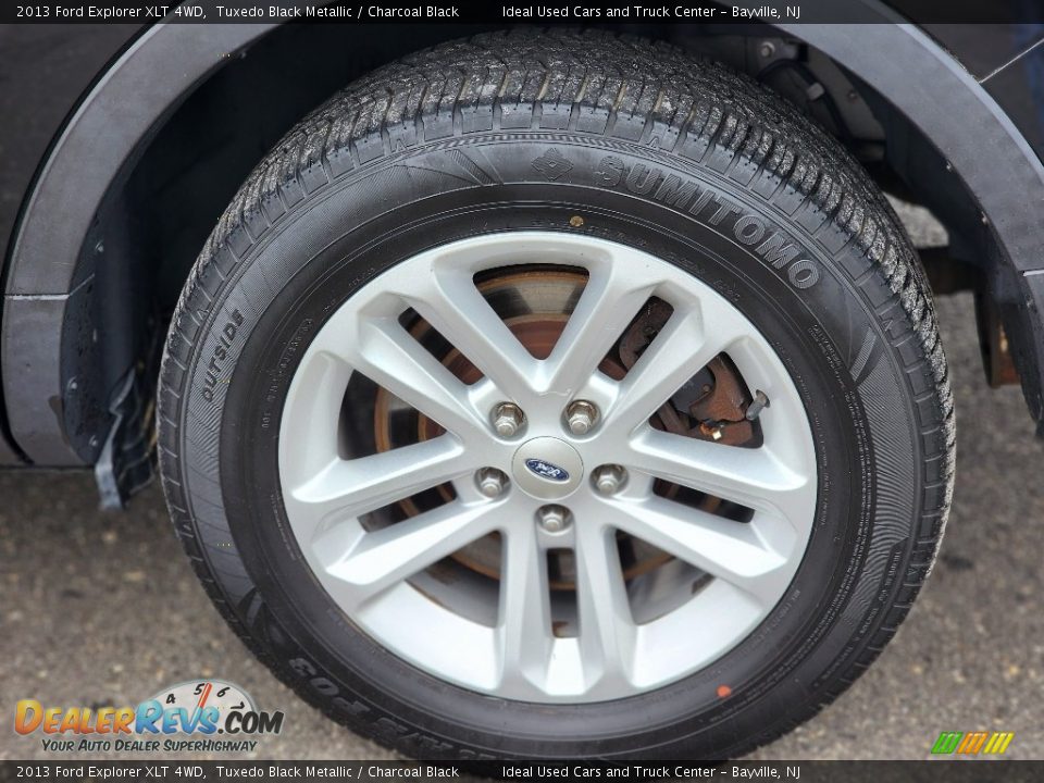 2013 Ford Explorer XLT 4WD Tuxedo Black Metallic / Charcoal Black Photo #22