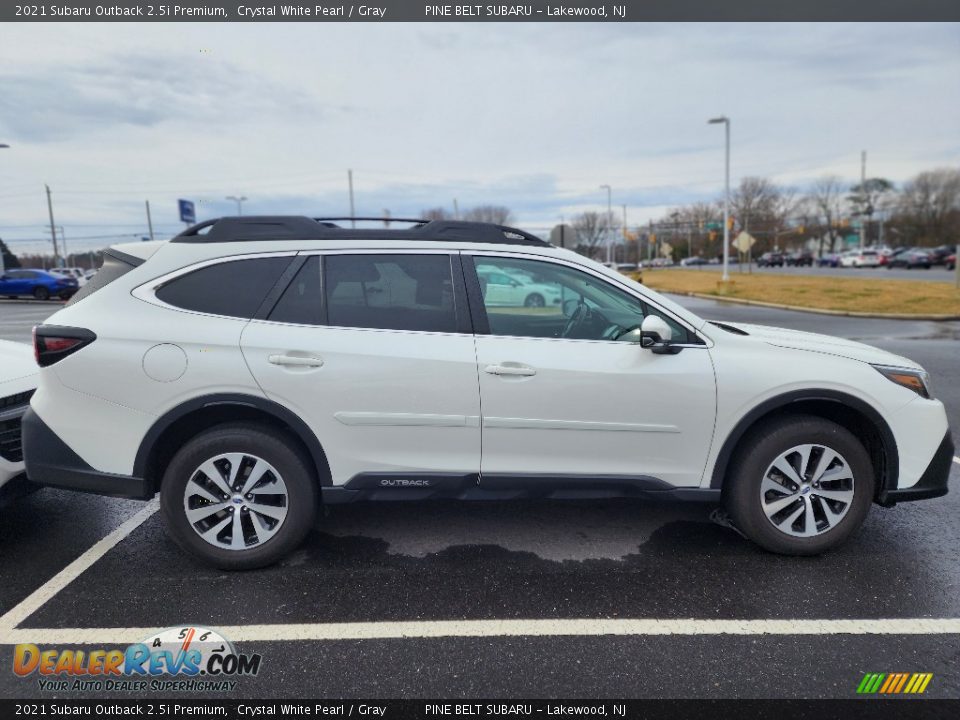 2021 Subaru Outback 2.5i Premium Crystal White Pearl / Gray Photo #4