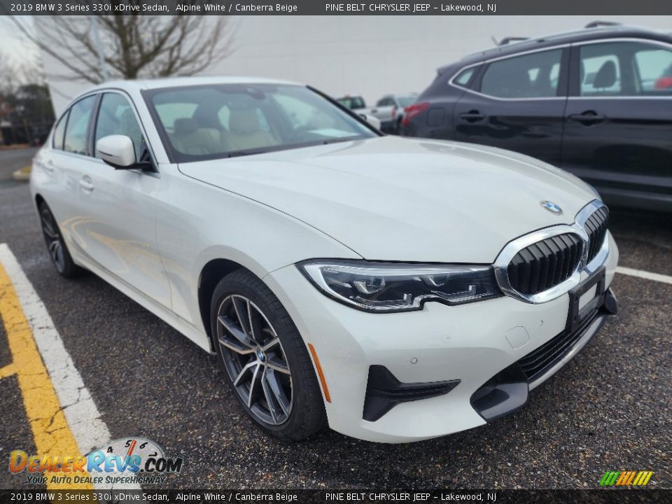 Alpine White 2019 BMW 3 Series 330i xDrive Sedan Photo #2