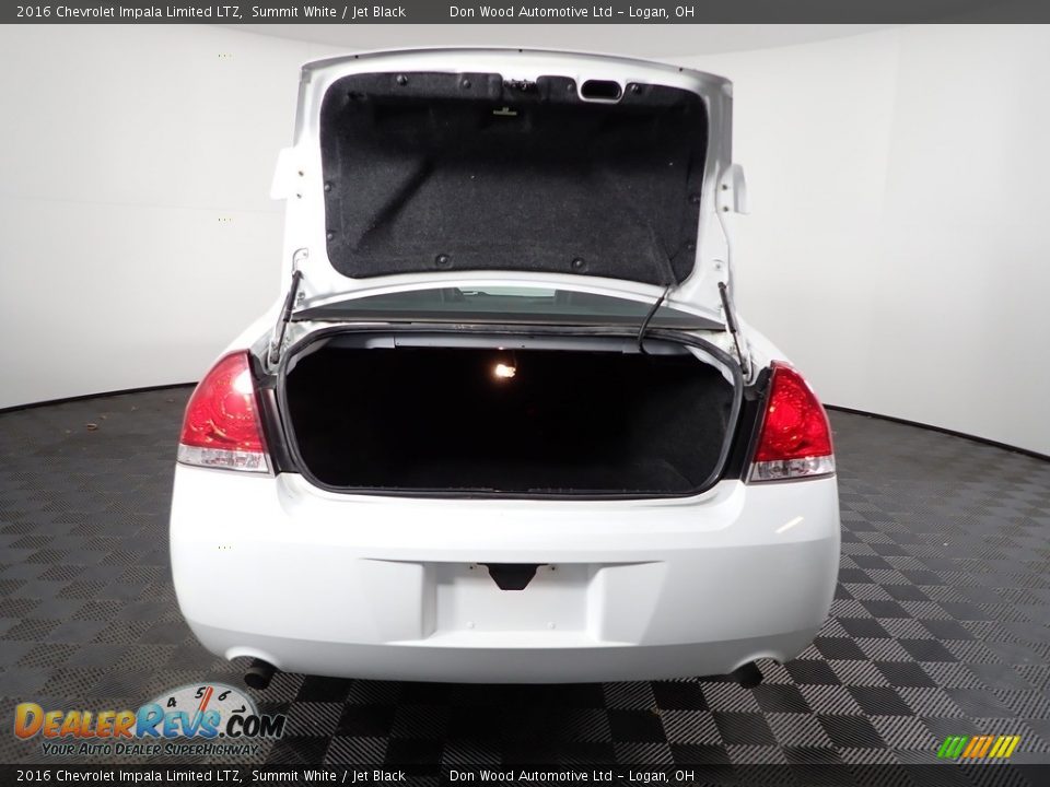 2016 Chevrolet Impala Limited LTZ Trunk Photo #8