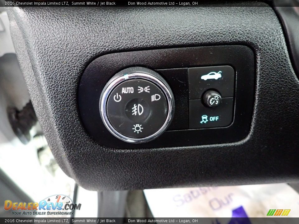 Controls of 2016 Chevrolet Impala Limited LTZ Photo #15