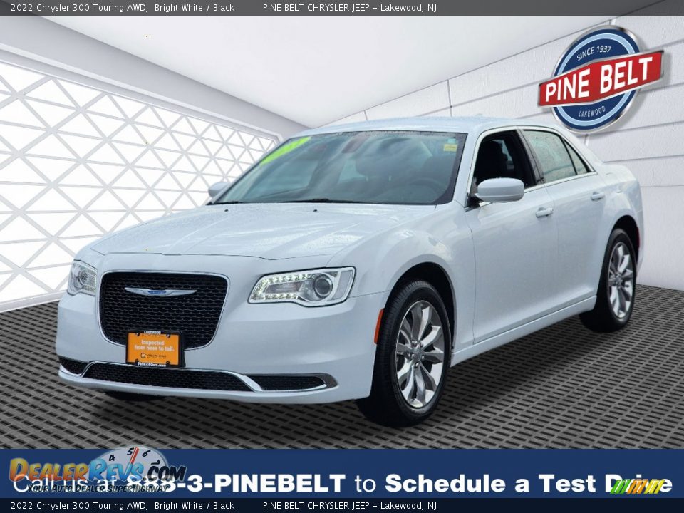 2022 Chrysler 300 Touring AWD Bright White / Black Photo #1