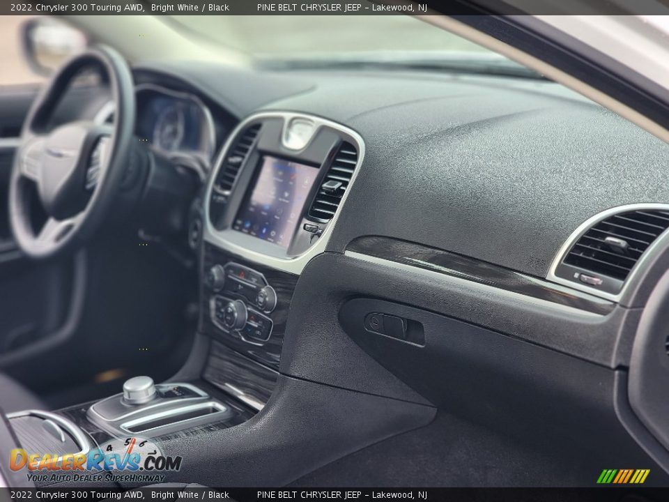 Dashboard of 2022 Chrysler 300 Touring AWD Photo #22