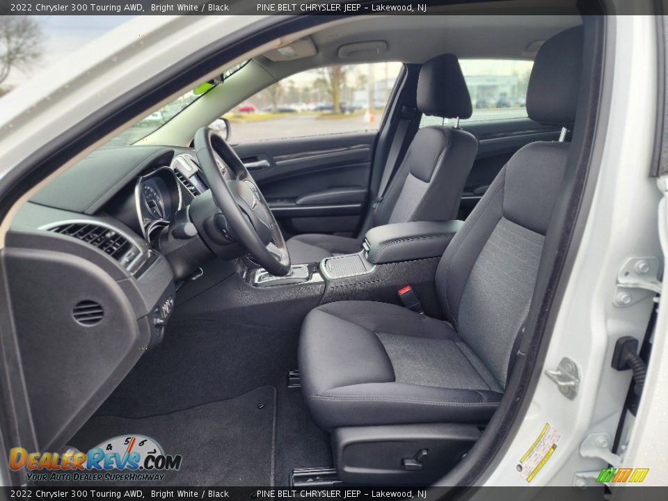 Black Interior - 2022 Chrysler 300 Touring AWD Photo #33