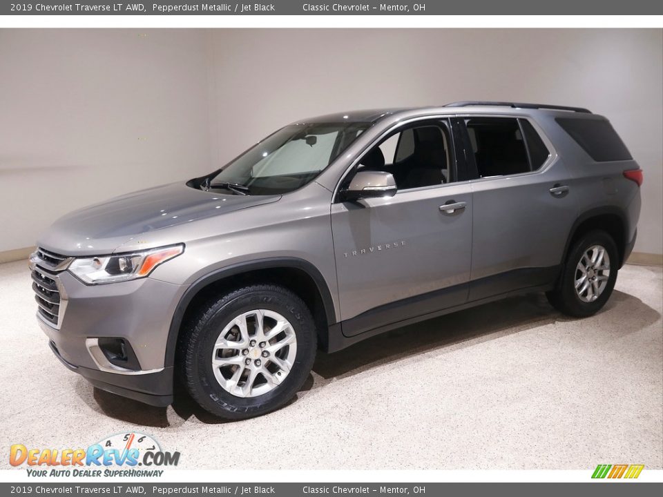 2019 Chevrolet Traverse LT AWD Pepperdust Metallic / Jet Black Photo #3