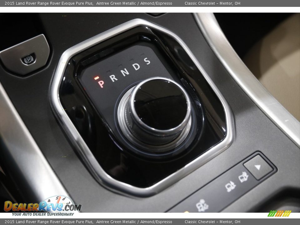 2015 Land Rover Range Rover Evoque Pure Plus Shifter Photo #17