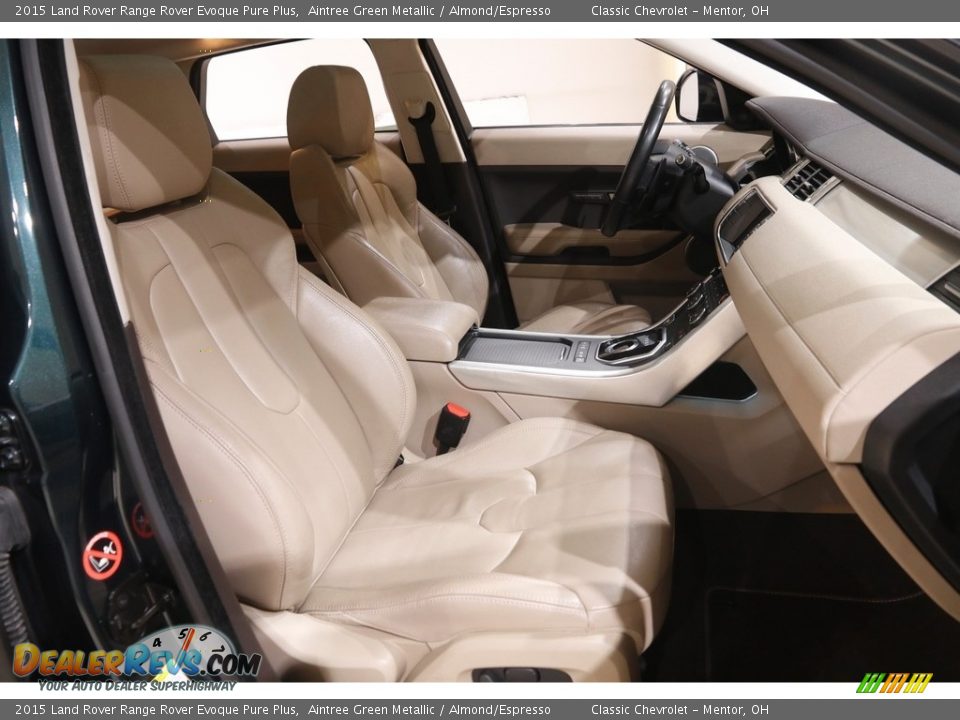 Front Seat of 2015 Land Rover Range Rover Evoque Pure Plus Photo #20