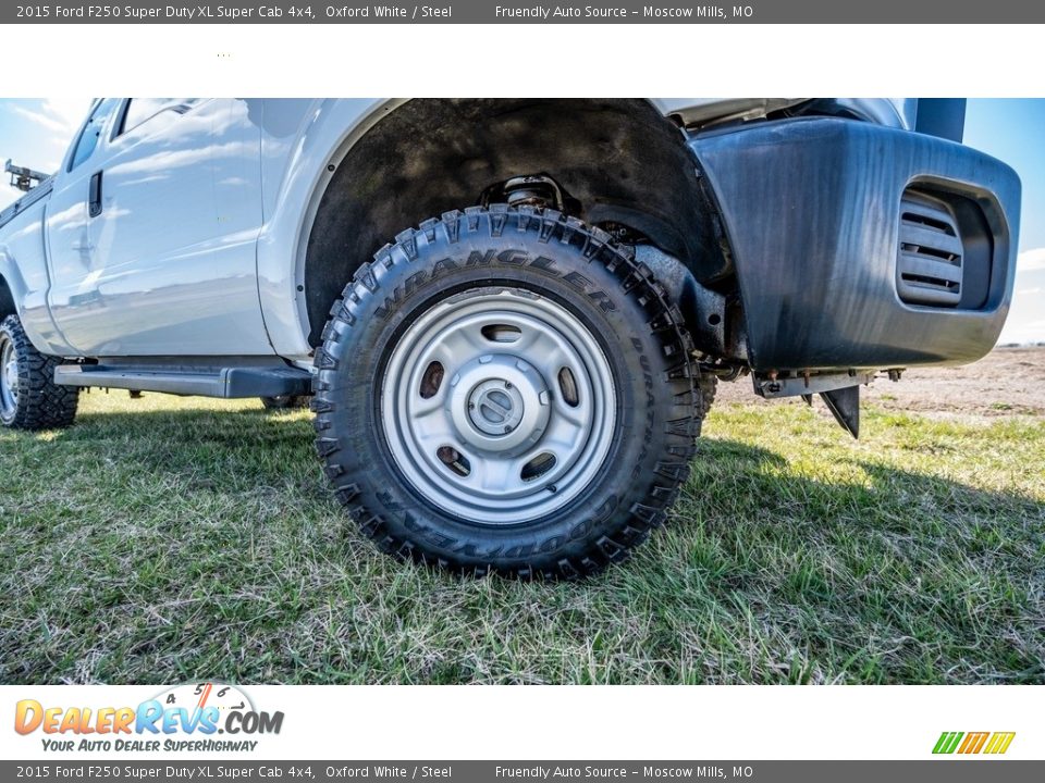 2015 Ford F250 Super Duty XL Super Cab 4x4 Oxford White / Steel Photo #20