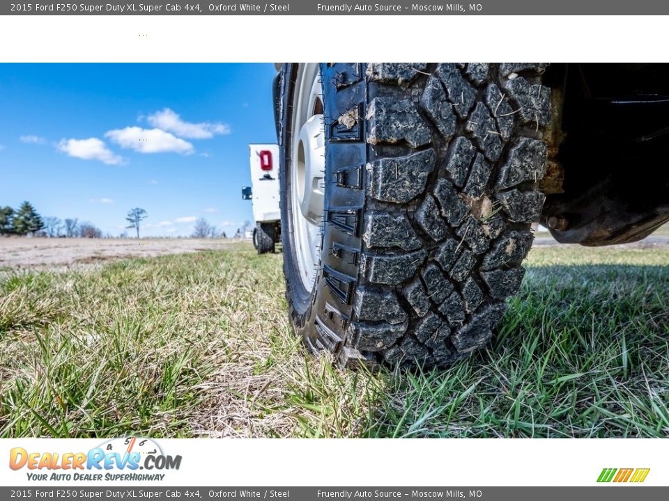 2015 Ford F250 Super Duty XL Super Cab 4x4 Oxford White / Steel Photo #23