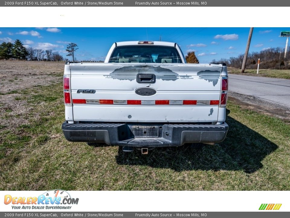 2009 Ford F150 XL SuperCab Oxford White / Stone/Medium Stone Photo #4