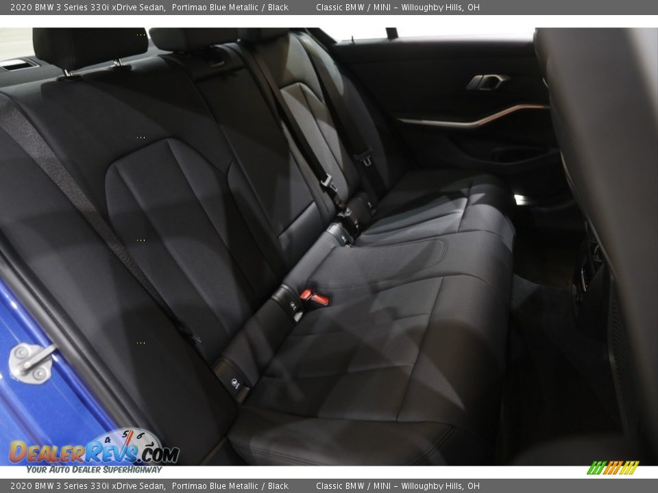 2020 BMW 3 Series 330i xDrive Sedan Portimao Blue Metallic / Black Photo #21