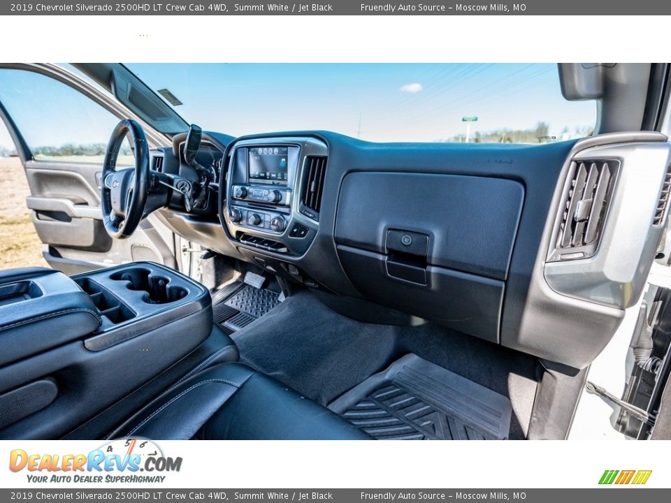2019 Chevrolet Silverado 2500HD LT Crew Cab 4WD Summit White / Jet Black Photo #18