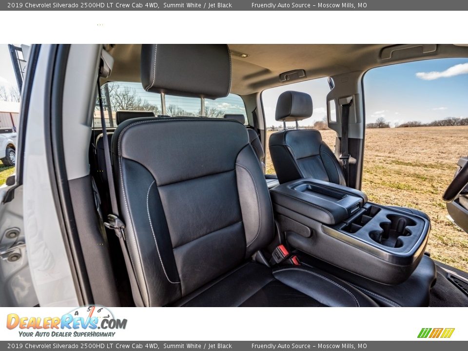 2019 Chevrolet Silverado 2500HD LT Crew Cab 4WD Summit White / Jet Black Photo #20