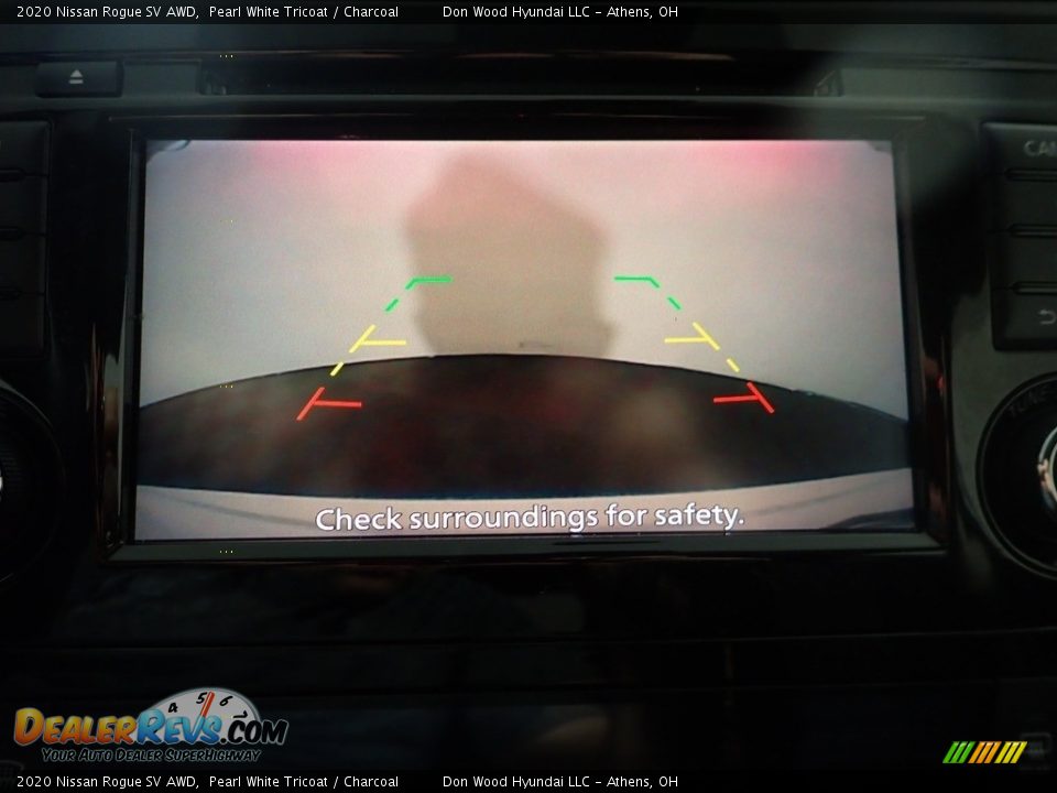 2020 Nissan Rogue SV AWD Pearl White Tricoat / Charcoal Photo #2