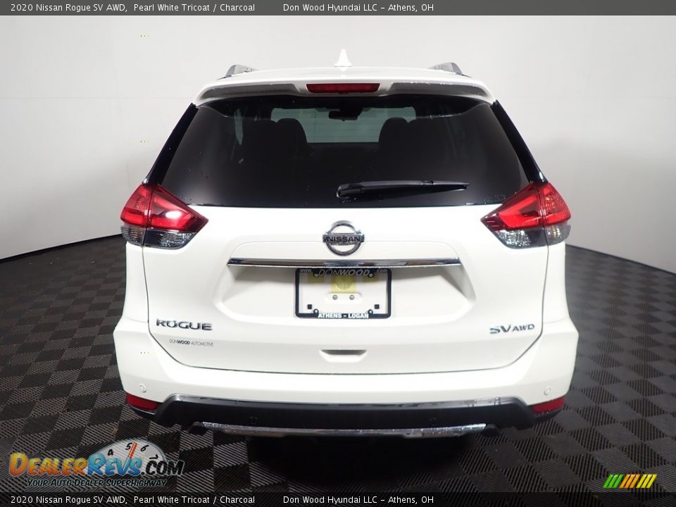 2020 Nissan Rogue SV AWD Pearl White Tricoat / Charcoal Photo #13