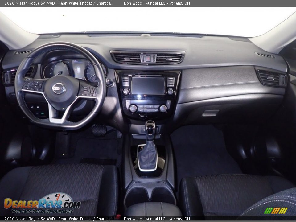 2020 Nissan Rogue SV AWD Pearl White Tricoat / Charcoal Photo #23