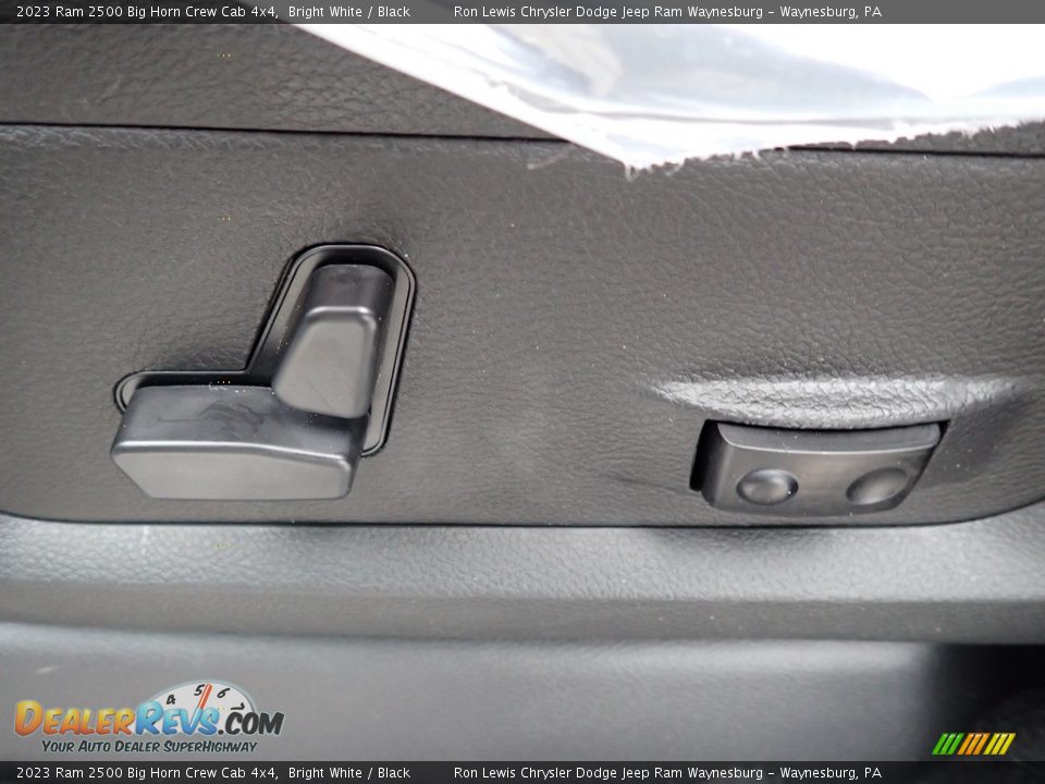2023 Ram 2500 Big Horn Crew Cab 4x4 Bright White / Black Photo #16