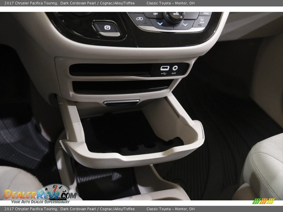 2017 Chrysler Pacifica Touring Dark Cordovan Pearl / Cognac/Alloy/Toffee Photo #16