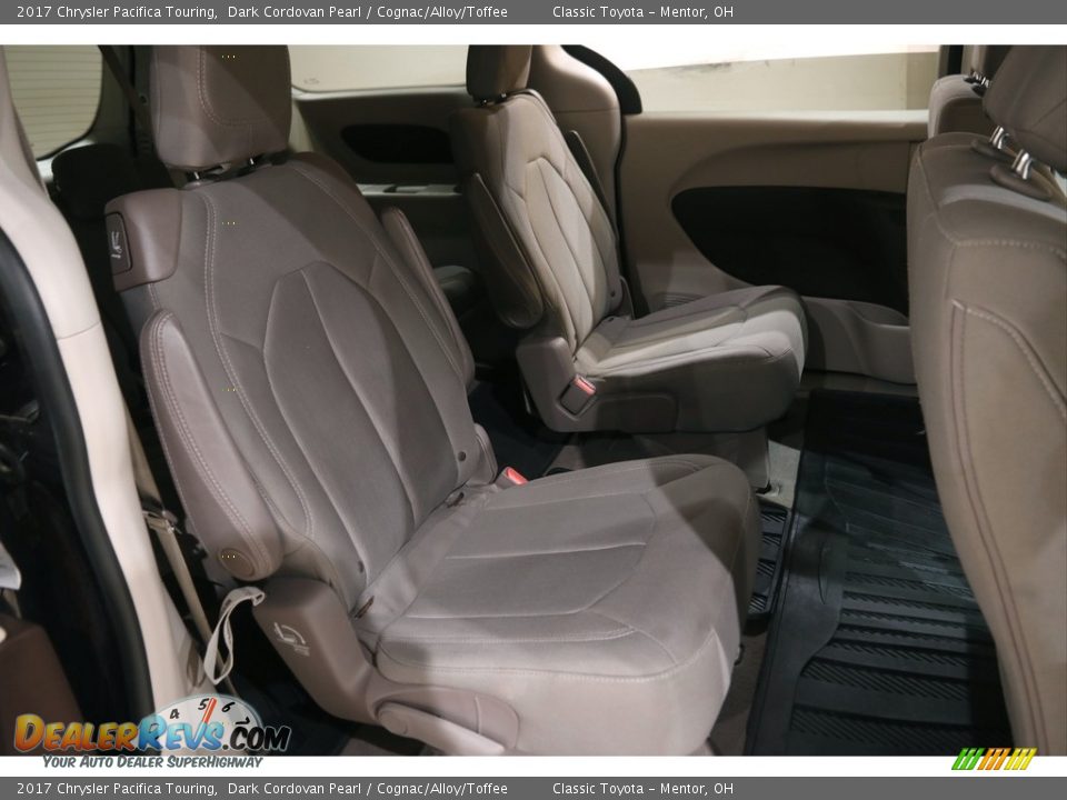2017 Chrysler Pacifica Touring Dark Cordovan Pearl / Cognac/Alloy/Toffee Photo #20