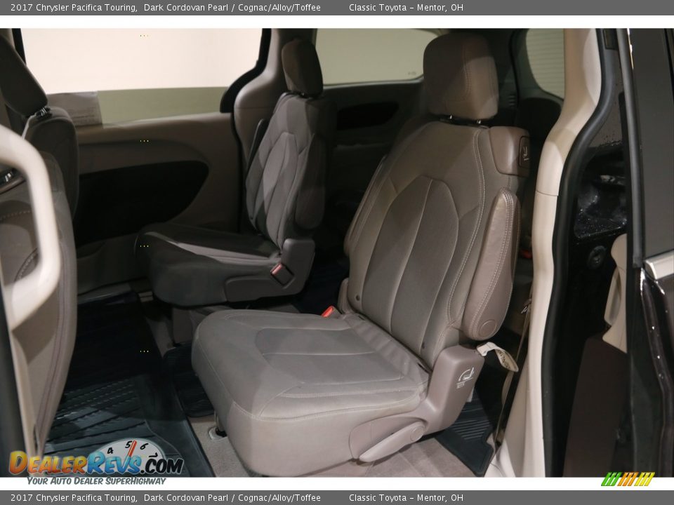 2017 Chrysler Pacifica Touring Dark Cordovan Pearl / Cognac/Alloy/Toffee Photo #21