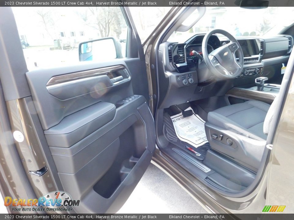 Front Seat of 2023 Chevrolet Silverado 1500 LT Crew Cab 4x4 Photo #15
