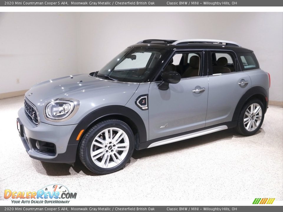 Front 3/4 View of 2020 Mini Countryman Cooper S All4 Photo #3