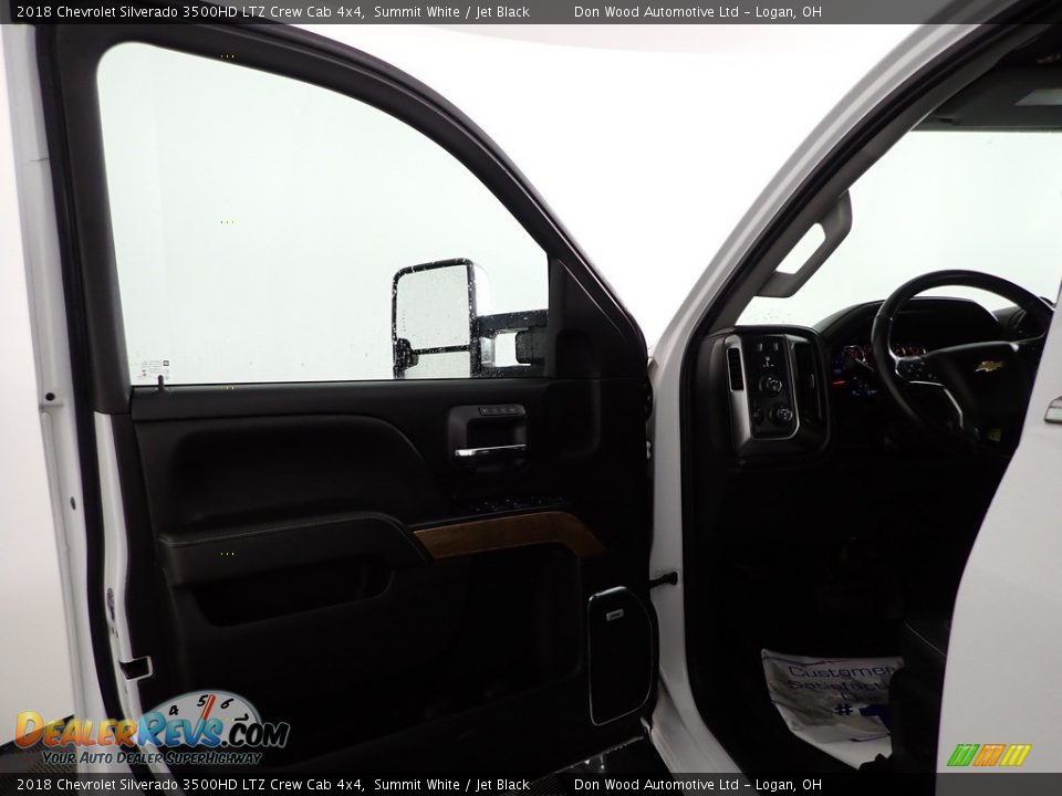 2018 Chevrolet Silverado 3500HD LTZ Crew Cab 4x4 Summit White / Jet Black Photo #11