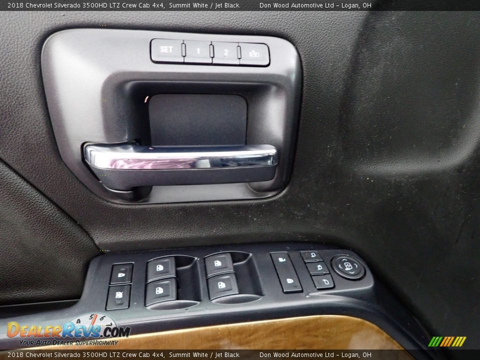 Door Panel of 2018 Chevrolet Silverado 3500HD LTZ Crew Cab 4x4 Photo #12