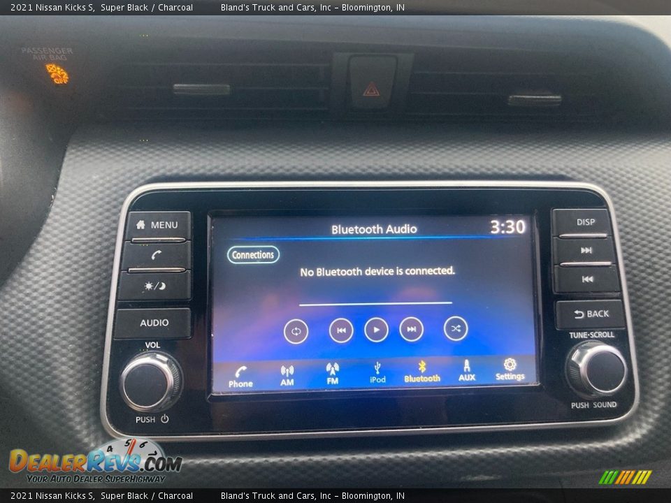 2021 Nissan Kicks S Super Black / Charcoal Photo #18