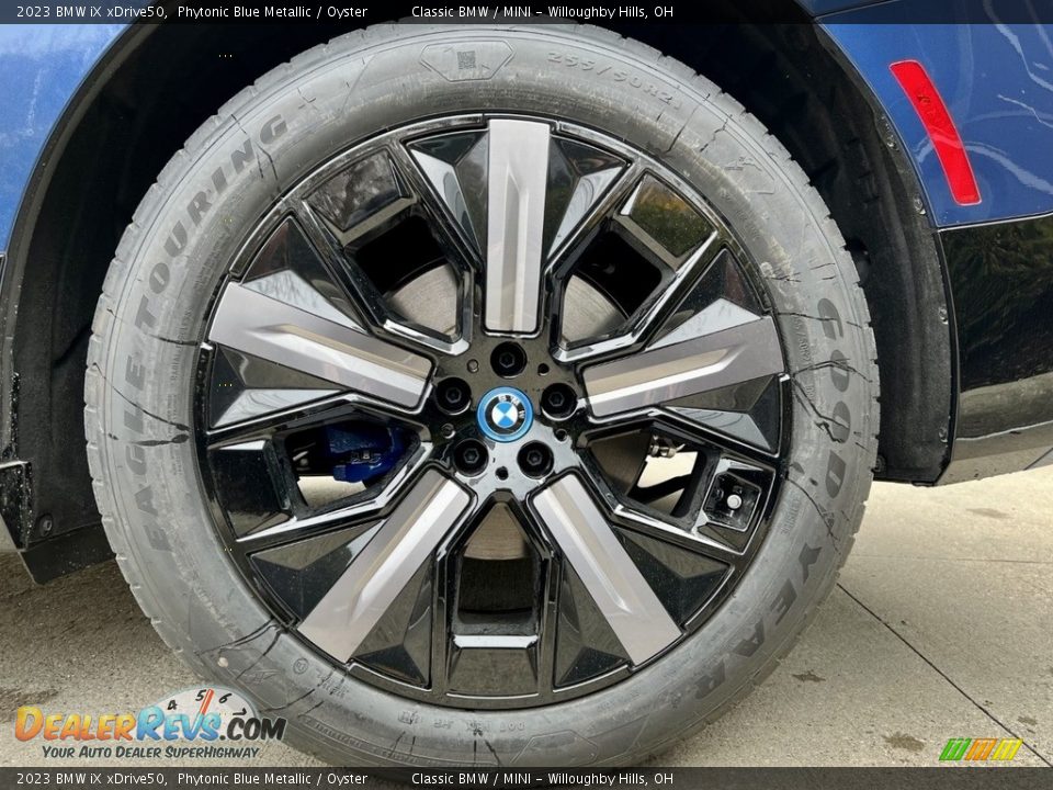 2023 BMW iX xDrive50 Wheel Photo #2