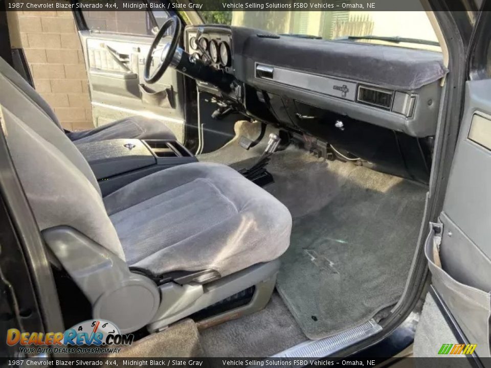 Front Seat of 1987 Chevrolet Blazer Silverado 4x4 Photo #5
