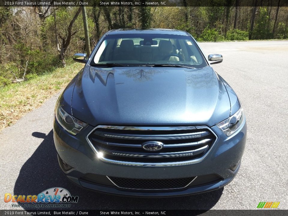 2019 Ford Taurus Limited Blue Metallic / Dune Photo #4