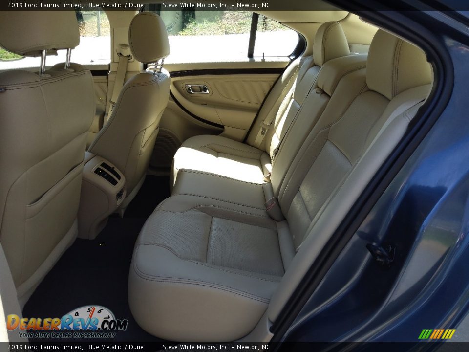 Rear Seat of 2019 Ford Taurus Limited Photo #13