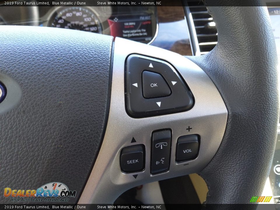 2019 Ford Taurus Limited Steering Wheel Photo #20