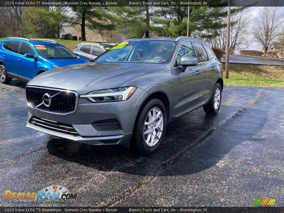 2020 Volvo XC60 T5 Momentum Osmium Grey Metallic / Blonde Photo #2