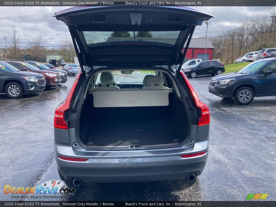 2020 Volvo XC60 T5 Momentum Trunk Photo #5