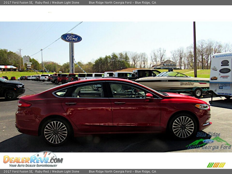 2017 Ford Fusion SE Ruby Red / Medium Light Stone Photo #6