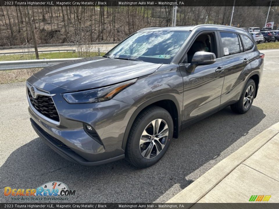 2023 Toyota Highlander XLE Magnetic Gray Metallic / Black Photo #7