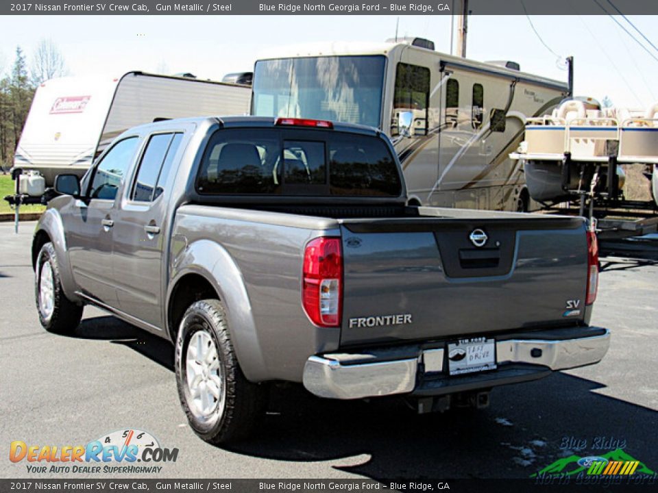 2017 Nissan Frontier SV Crew Cab Gun Metallic / Steel Photo #3