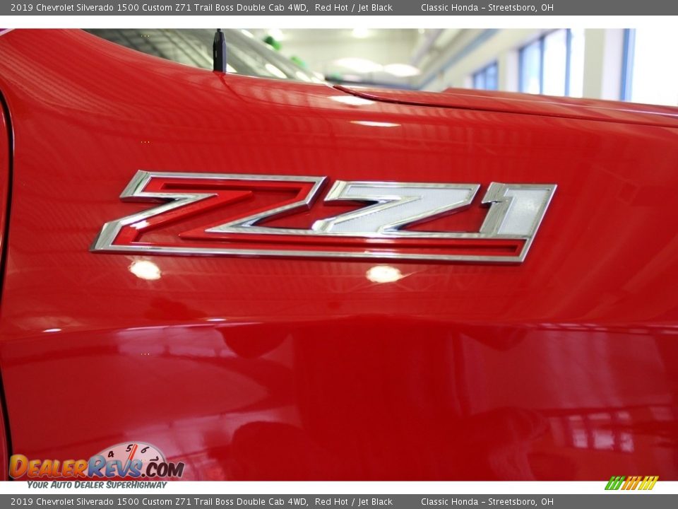 2019 Chevrolet Silverado 1500 Custom Z71 Trail Boss Double Cab 4WD Red Hot / Jet Black Photo #5