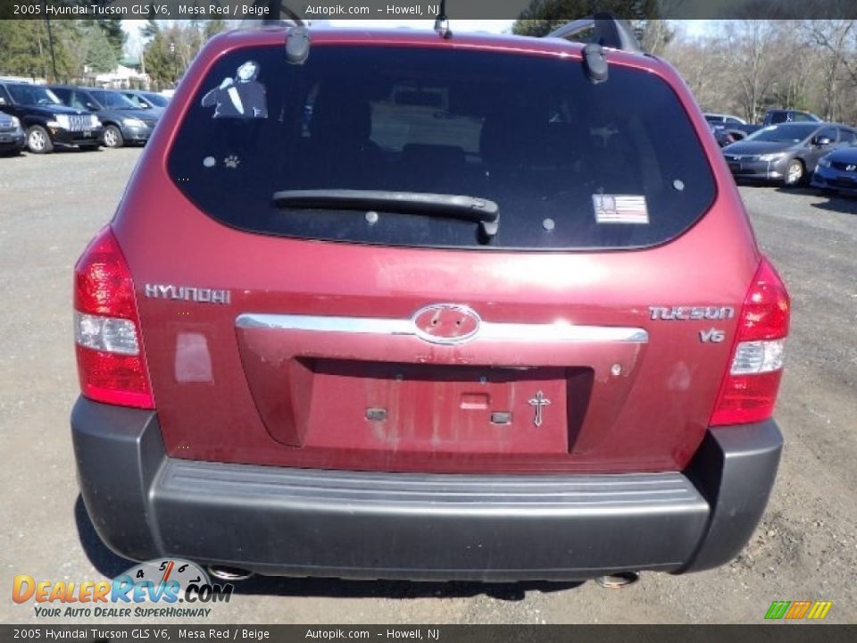 2005 Hyundai Tucson GLS V6 Mesa Red / Beige Photo #5