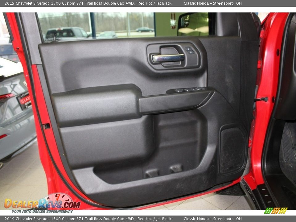 2019 Chevrolet Silverado 1500 Custom Z71 Trail Boss Double Cab 4WD Red Hot / Jet Black Photo #28