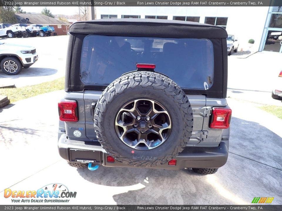 2023 Jeep Wrangler Unlimited Rubicon 4XE Hybrid Sting-Gray / Black Photo #4