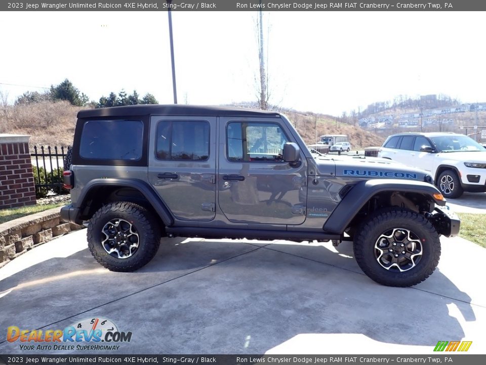 2023 Jeep Wrangler Unlimited Rubicon 4XE Hybrid Sting-Gray / Black Photo #6