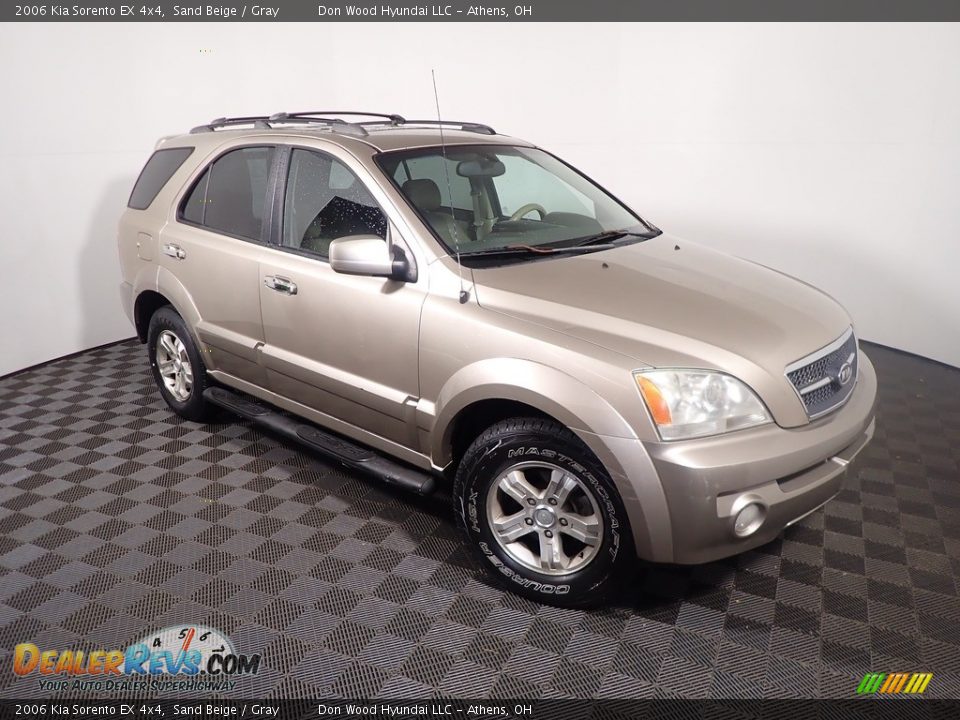 2006 Kia Sorento EX 4x4 Sand Beige / Gray Photo #5