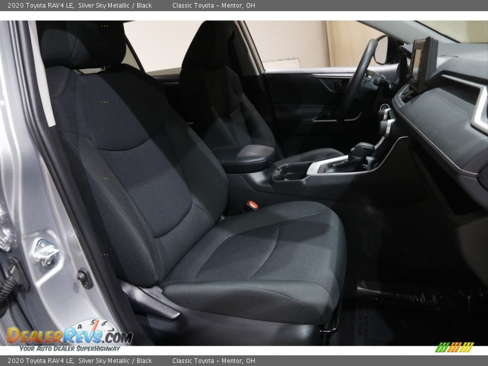 2020 Toyota RAV4 LE Silver Sky Metallic / Black Photo #14