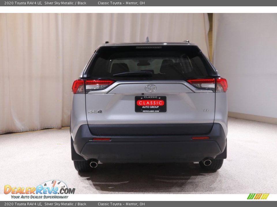 2020 Toyota RAV4 LE Silver Sky Metallic / Black Photo #17