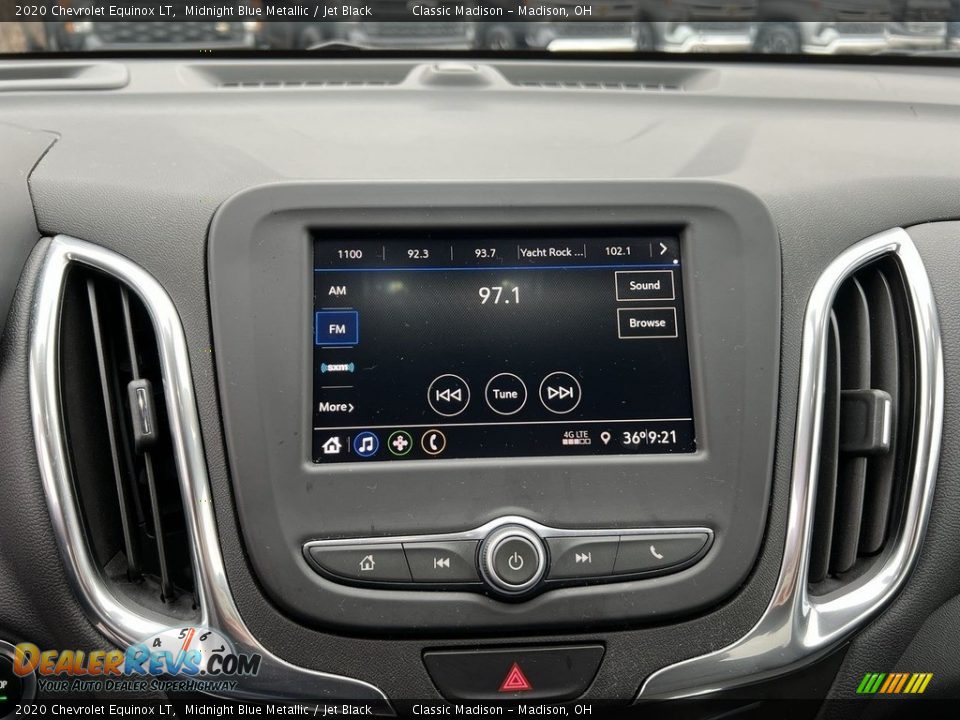2020 Chevrolet Equinox LT Midnight Blue Metallic / Jet Black Photo #11