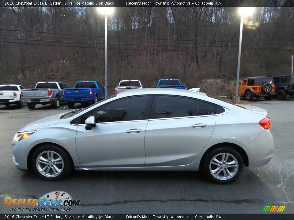 2016 Chevrolet Cruze LT Sedan Silver Ice Metallic / Jet Black Photo #6