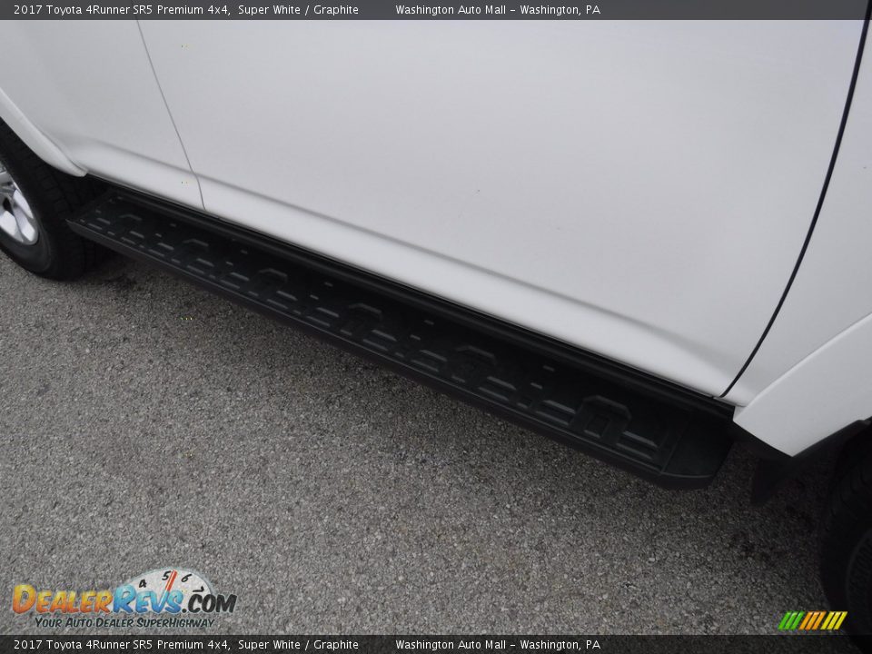2017 Toyota 4Runner SR5 Premium 4x4 Super White / Graphite Photo #10